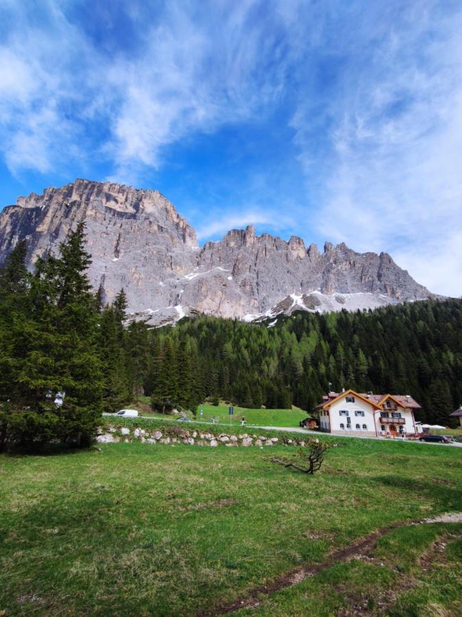 Pian Schiavaneis B&B Apartament Canazei Exteriér fotografie